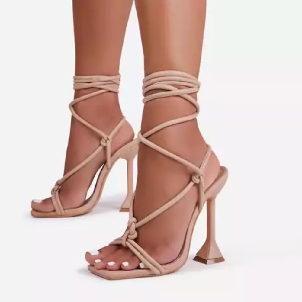 EGO HEELS UK5 US7 NWT